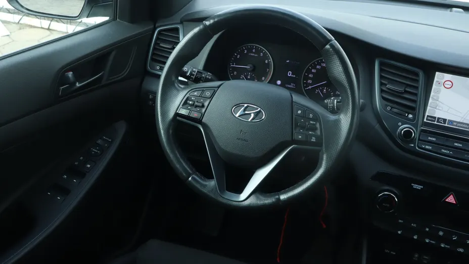 Hyundai Tucson -