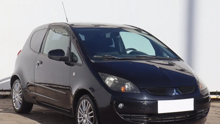 Mitsubishi Colt -