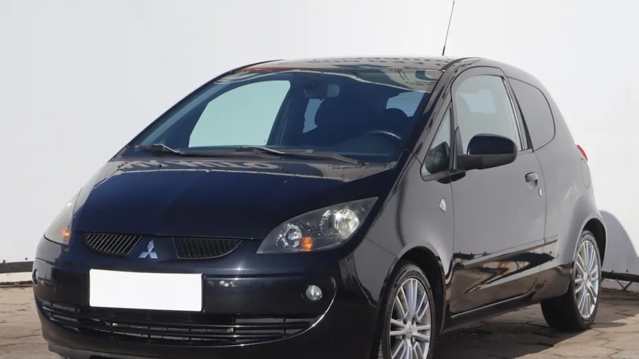 Mitsubishi Colt -