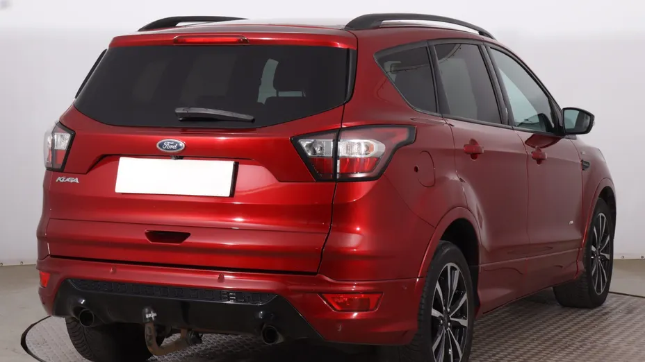 Ford Kuga -