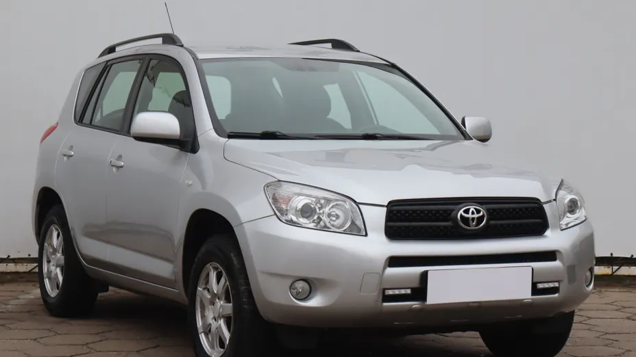 Toyota RAV4 -