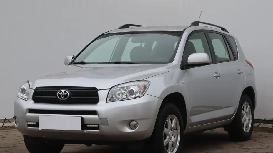 Toyota RAV4 -
