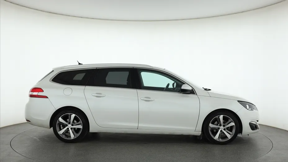 Peugeot 308 -