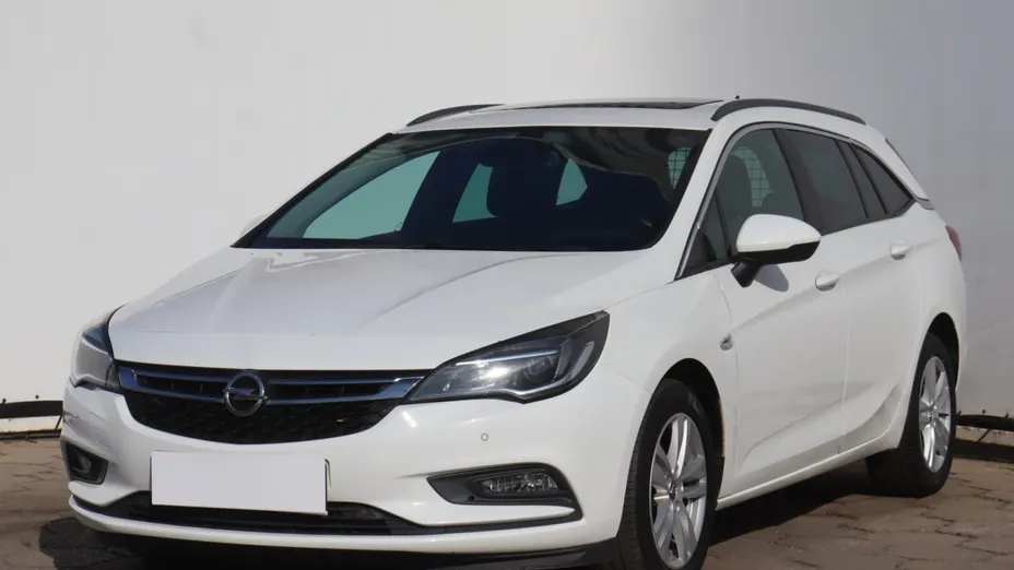Opel Astra -