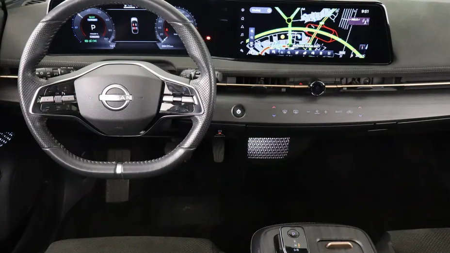 Nissan Ariya -