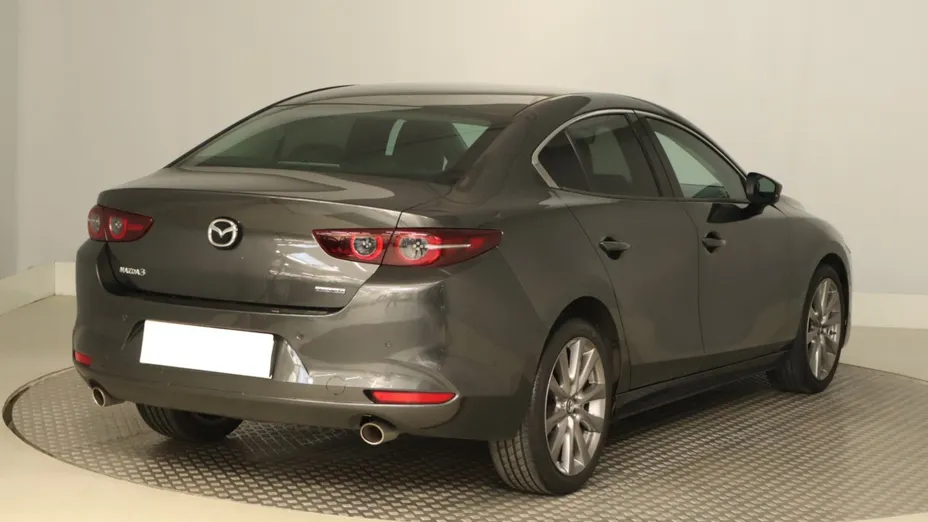 Mazda 3 -