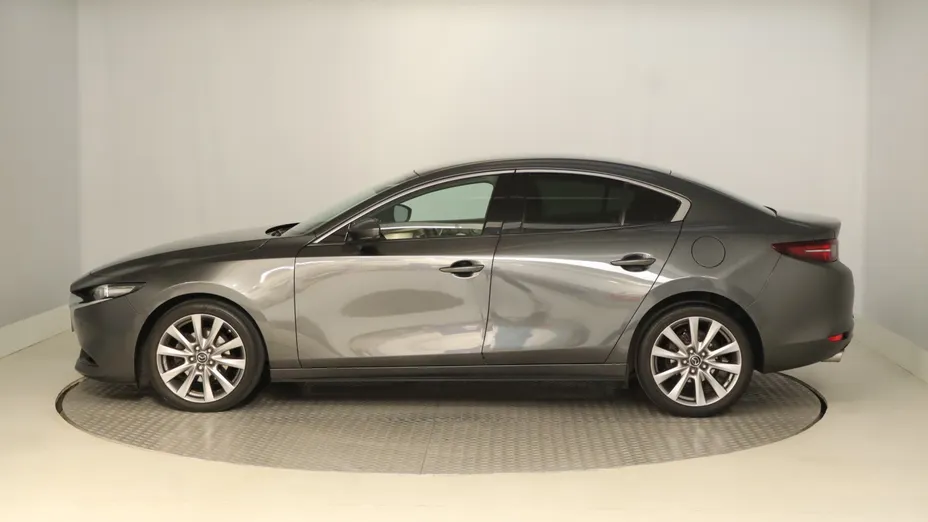 Mazda 3 -
