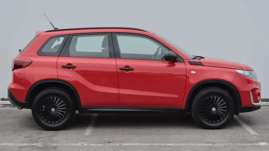 Suzuki Vitara -