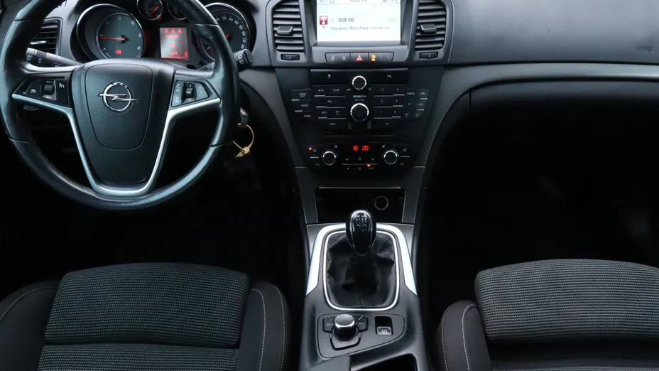 Opel Insignia -