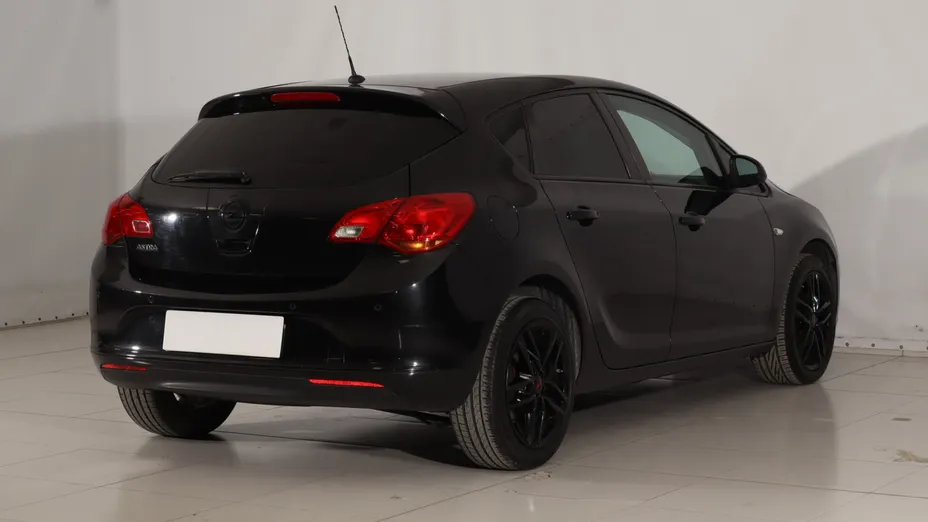 Opel Astra -