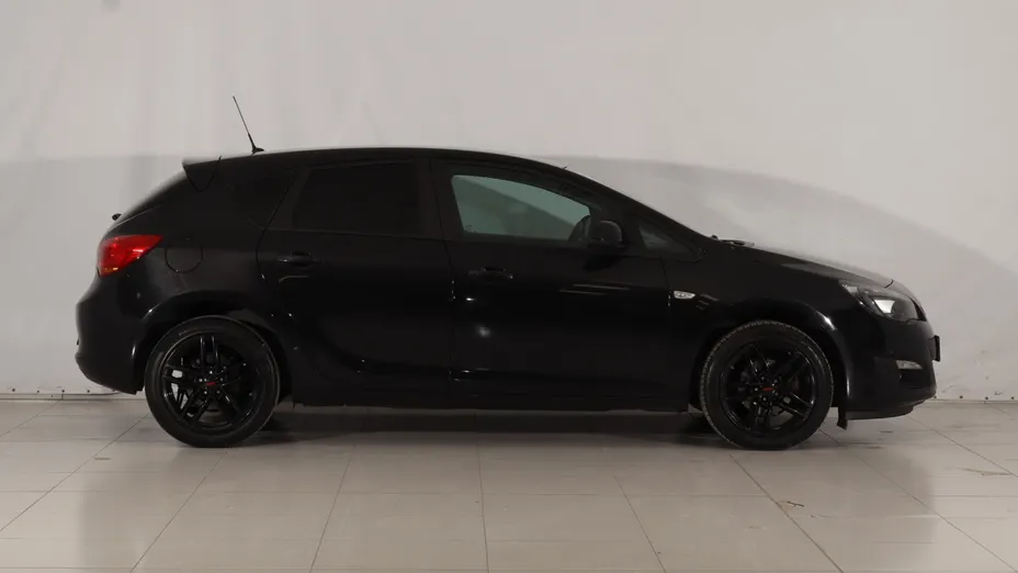 Opel Astra -