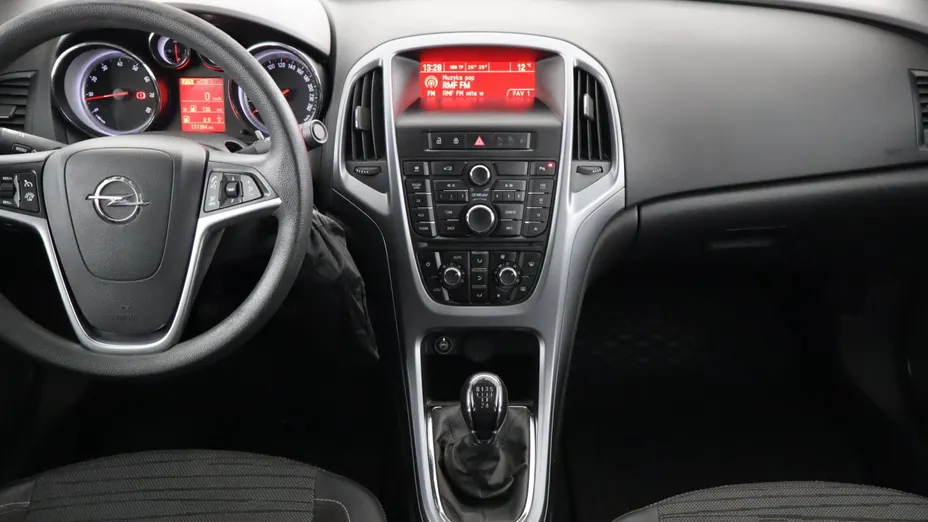 Opel Astra -