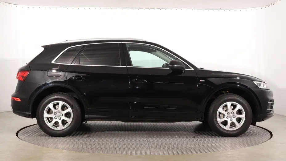 Audi Q5 -