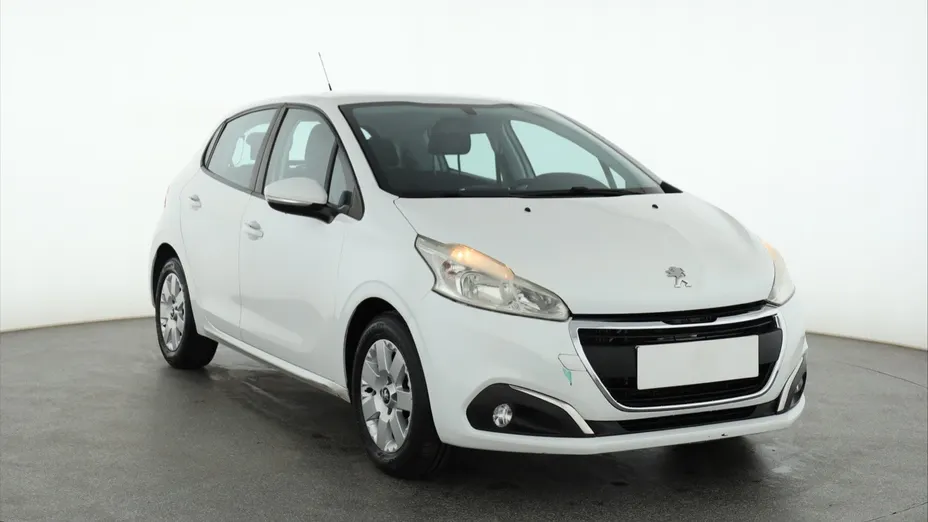 Peugeot 208 -