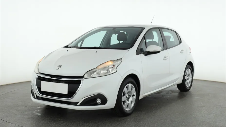 Peugeot 208 -