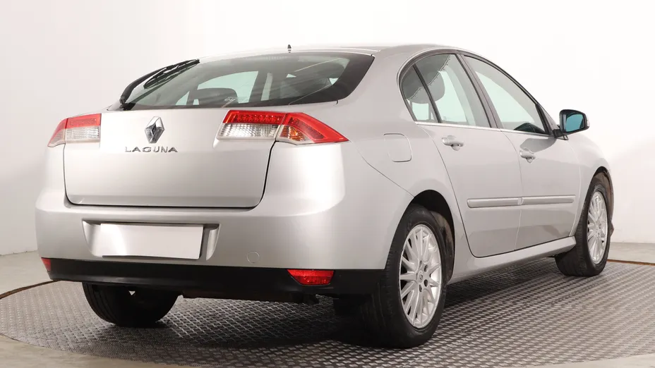 Renault Laguna -