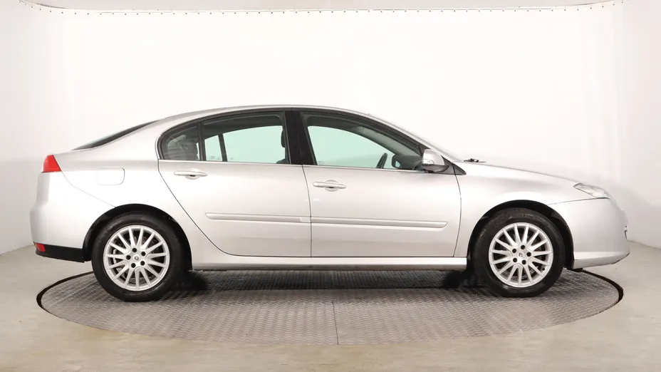 Renault Laguna -