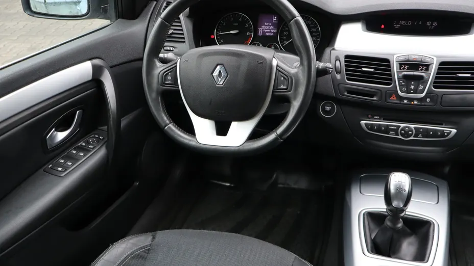 Renault Laguna -