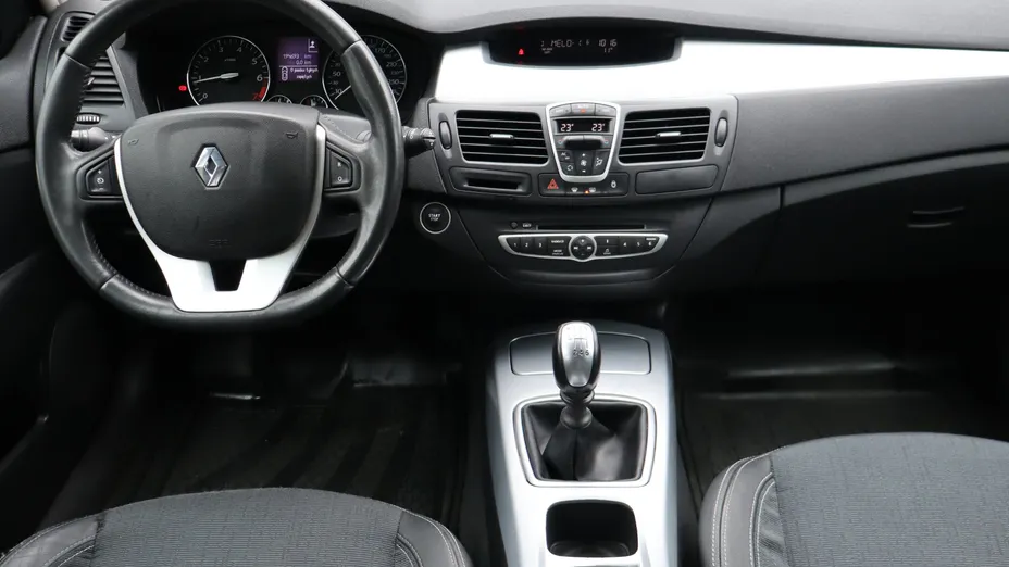 Renault Laguna -