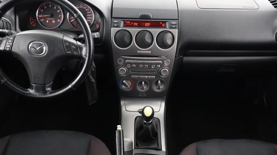 Mazda 6 -