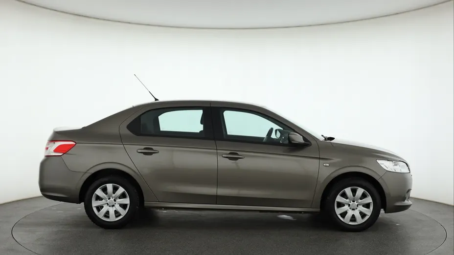 Peugeot 301 -