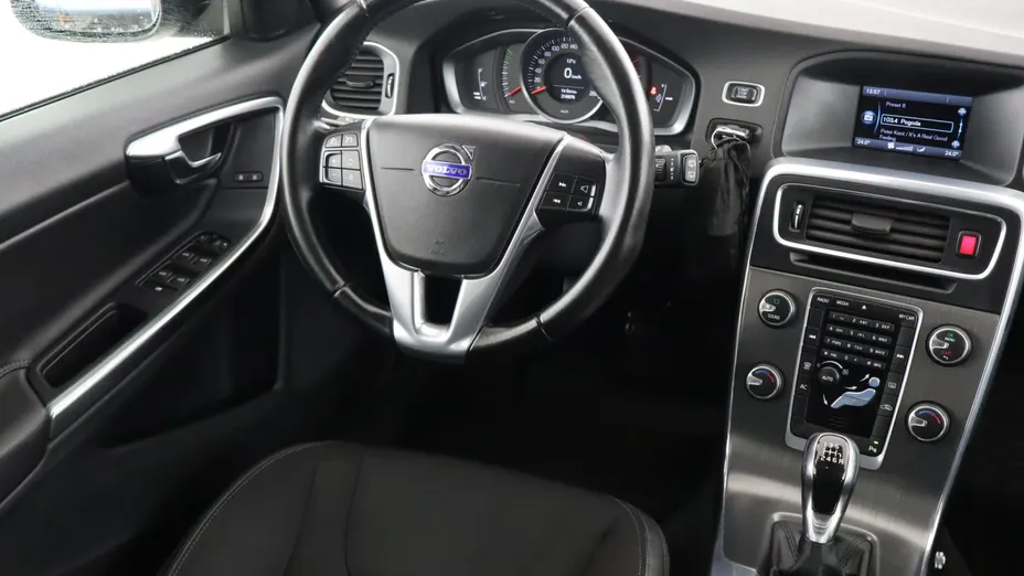 Volvo V60 -