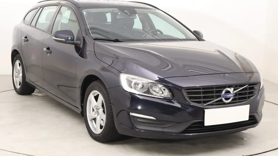 Volvo V60 -