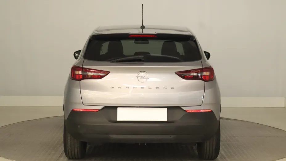 Opel Grandland -