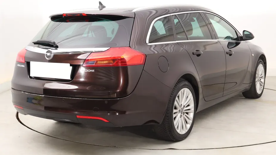 Opel Insignia -