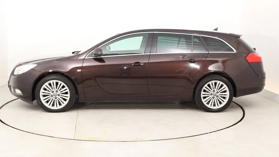 Opel Insignia -
