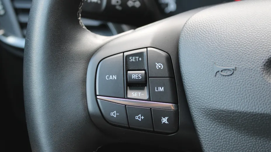 FORD Puma Puma 1.0 EcoBoost Titanium