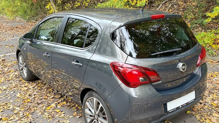 OPEL Corsa -