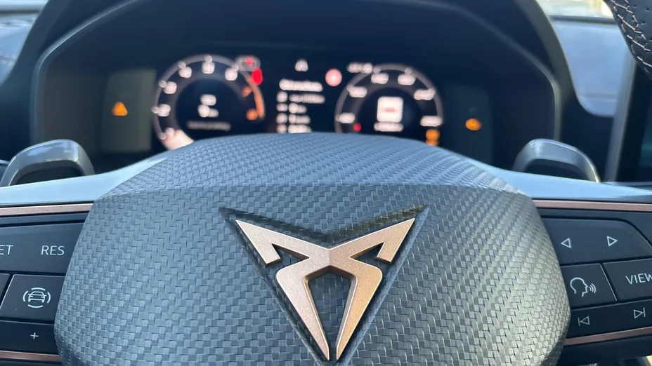 CUPRA Leon Leon 1.5 eTSI mHEV DSG Nowy
