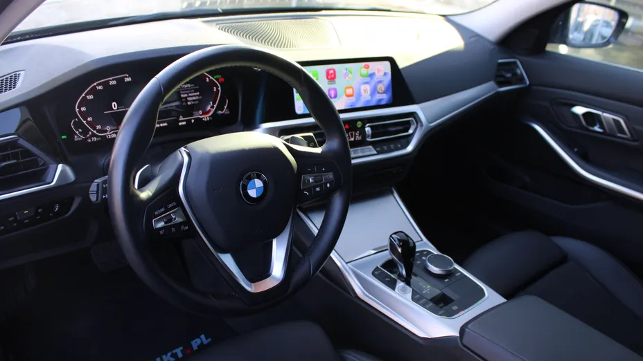 BMW Seria 3 320d xDrive Sport Line aut