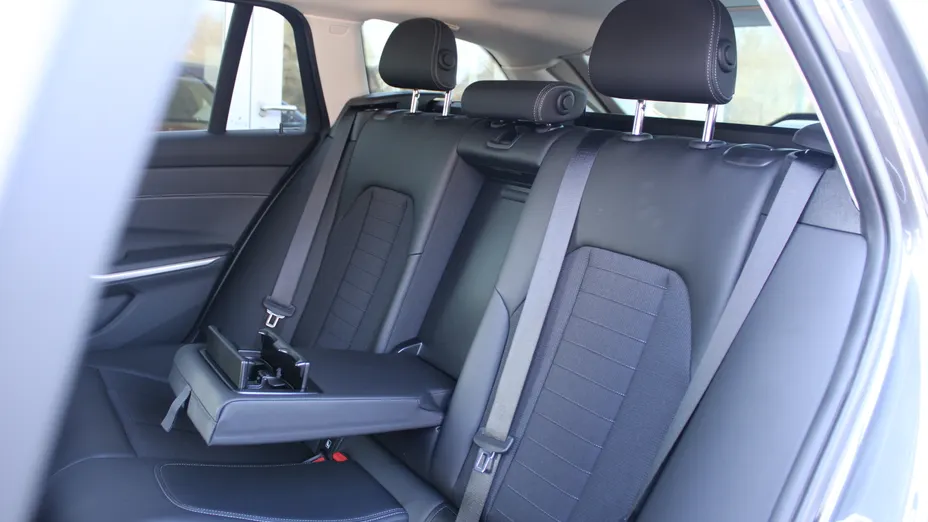 BMW Seria 3 320d xDrive Sport Line aut