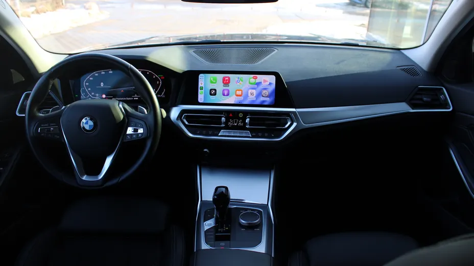 BMW Seria 3 320d xDrive Sport Line aut