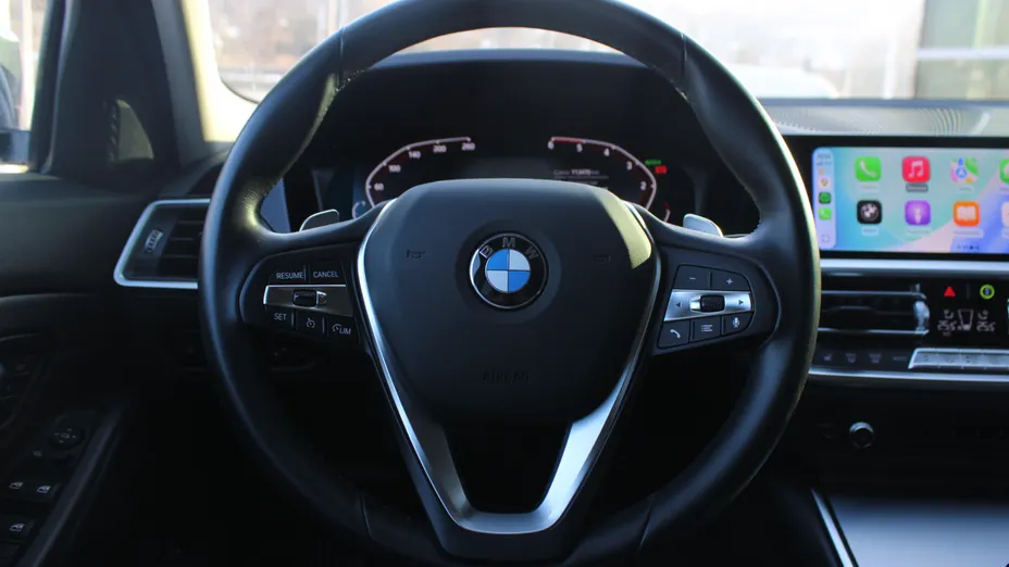 BMW Seria 3 320d xDrive Sport Line aut