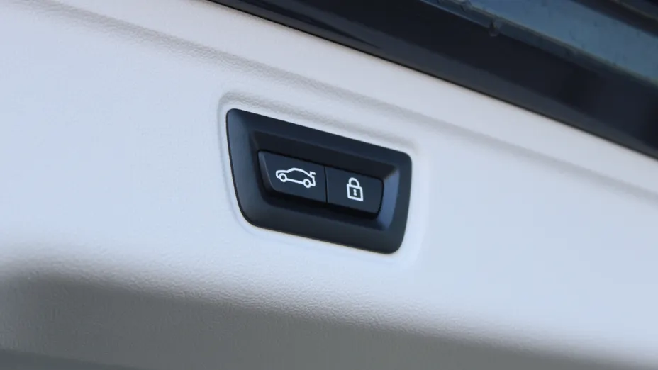 BMW Seria 3 320d xDrive Sport Line aut