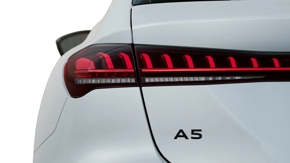 AUDI A5 A5 e-Hybrid 220 kW Quattro S tronic