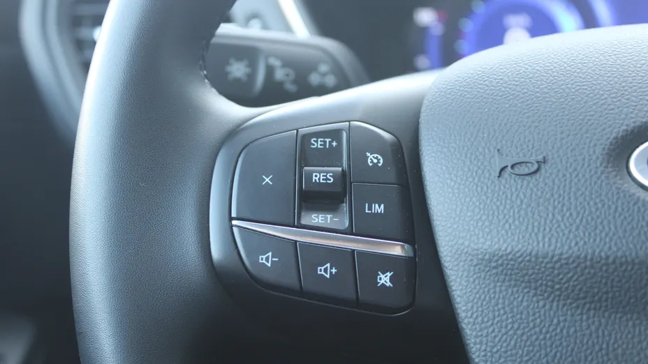 FORD Kuga Kuga 2.5 FHEV AWD Titanium