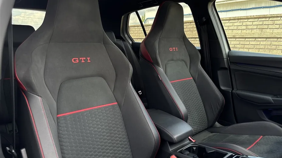 VOLKSWAGEN Golf Golf VIII 2.0 TSI GTI DSG