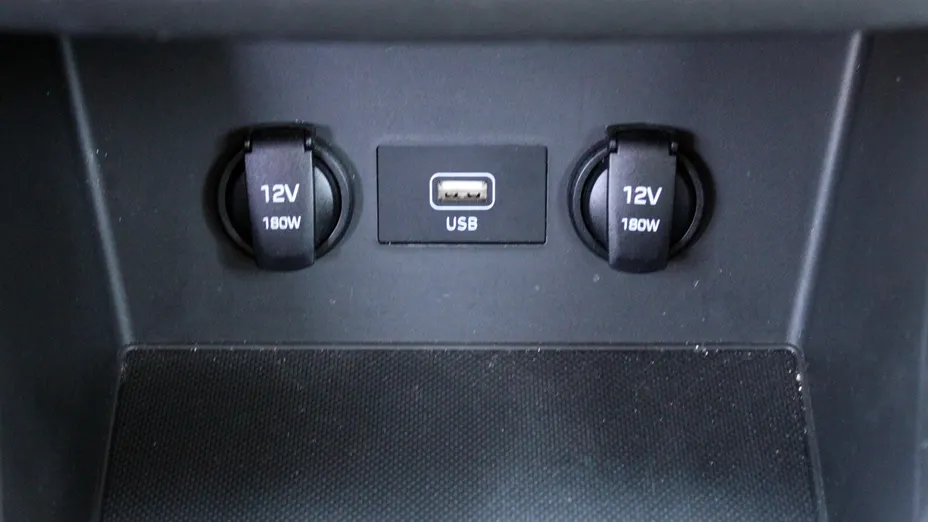 HYUNDAI i30 i30 1.5 T-GDI 48V Smart