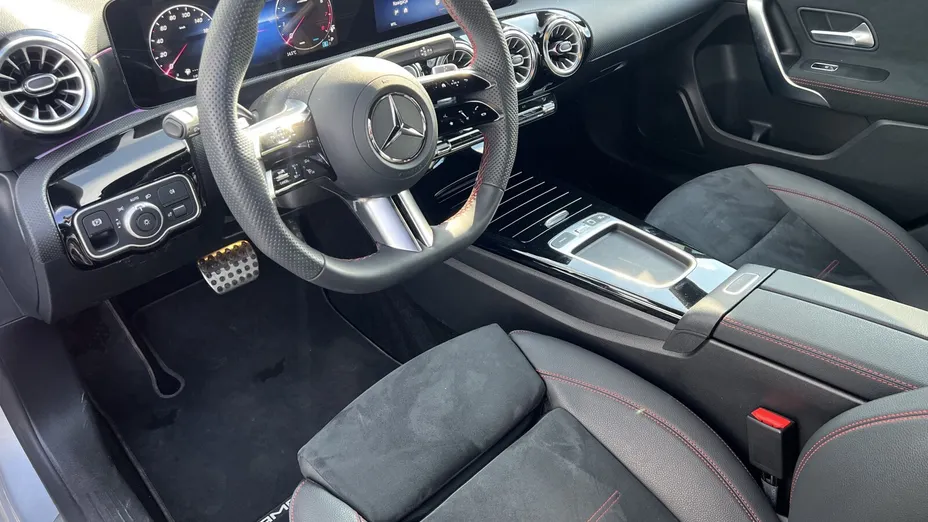 MERCEDES-BENZ A Klasa A 200 AMG Line 7G-DCT