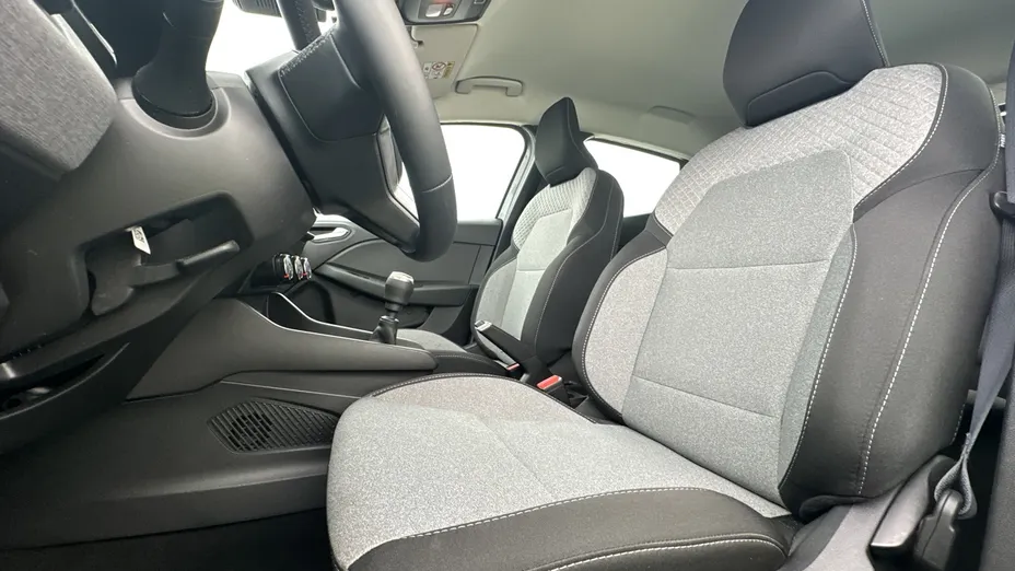 RENAULT Clio -
