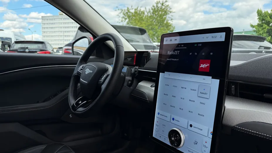 FORD Mustang Mach-E Mustang Mach-E 98kWh RWD