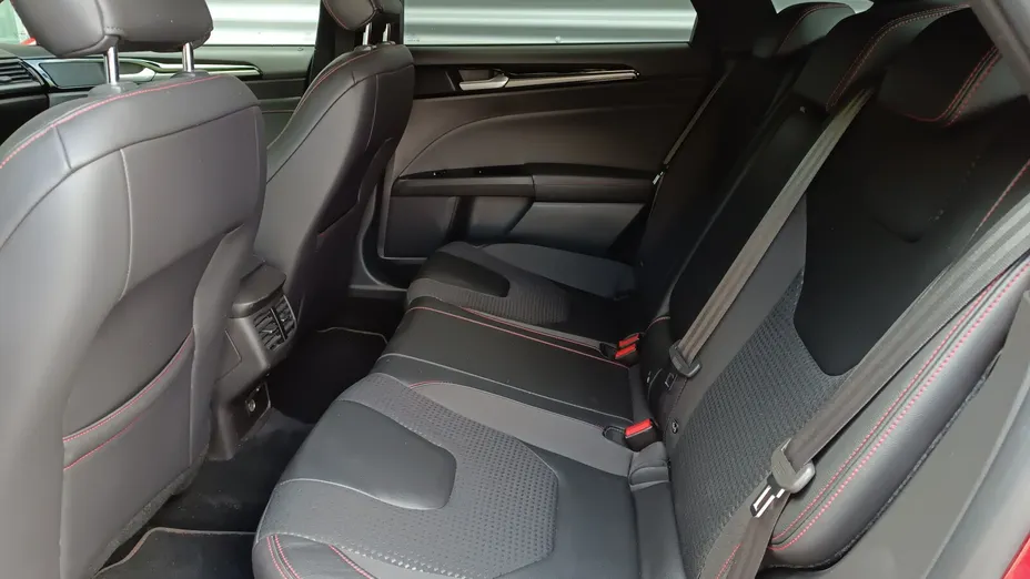 FORD Mondeo Mondeo 1.5 EcoBoost ST-Line X