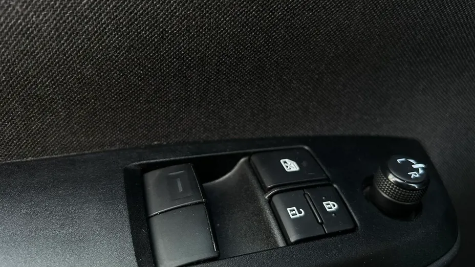 TOYOTA Yaris Yaris Hybrid 1.5 Comfort