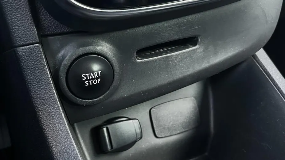 RENAULT Clio Clio 0.9 Energy TCe Zen