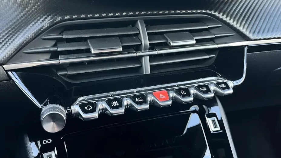 PEUGEOT 2008 2008 1.2 PureTech Allure S&S EAT8