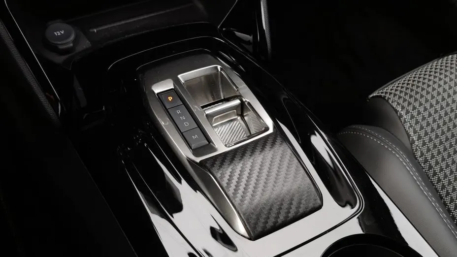 PEUGEOT 2008 2008 BlueHDi 130 GT S&S EAT8